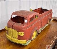 Wyandotte riding Truck 30" Long 9" Wide for