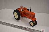 ERTL 1/16  Scale Allis Chalmers WD 45 Tractor