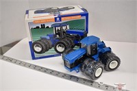 ERTL 1/32  Scale New Holland 9882 Collectors