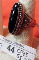 STERLING SILVER ONYX RING SIZE 7