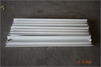 Lot of 3 Fluorescent Lights 4'