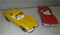 2 Vintage Tonka Stingray Corvettes 1 Missing Wheel