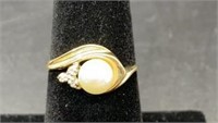 10K Yellow Gold, Diamond And Pearl Ring