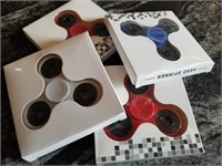 10 Fidget Spinners assorted colours **not