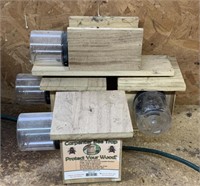 4 Carpenter bee traps