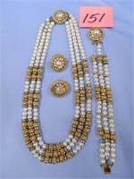 Hobe Necklace, Earring & Bracelet Set -