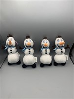 4 snowmen plushies