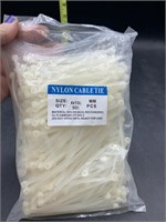 Nylon cable ties  4in