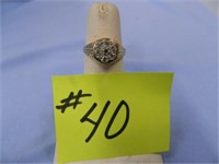 14kt, 4.7gr, Pretty Diamond Cluster Filigree Ring,