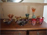 11 PIECES OF CARIVAL GLASS