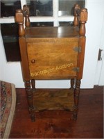 WOODEN COPPER-LINED HUMIDOR SMOKING STAND