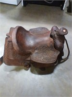 Saddle