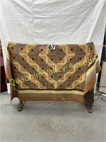 VINTAGE AMISH MADE QUILT