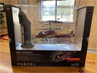 AIR COMBAT 2.4 GHZ MOTION CONTROLLED HELICOPTER