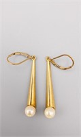 PAIR 9 KT GOLD AND PEARL DROP EARRINGS