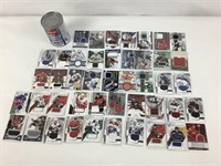 44 cartes de joueurs LNH avec coupure de Jersey