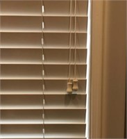 ECRU WOODEN BLINDS