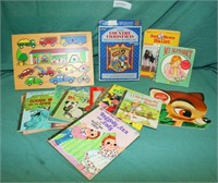 FLAT BOX OF CHILDREN'S BOOKS, PUZZLE & WOOD KIT