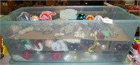STORAGE TOTE OF CHRISTMAS ORNAMENTS & DECORATIONS