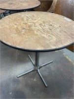 (5) 30"x30" Circular Folding Table