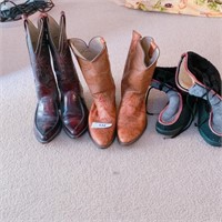 Assortment of Ladies Boots/Shoes, Size 8