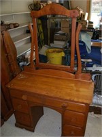 Lumber Jack's Vanity:Globe Bosse World Furniture C