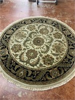 Oriental Style Hand Knotted Round Carpet, 6' dia
