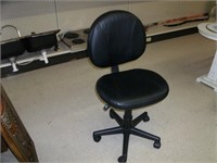 Office Chair: 37" Tall x 19" Wide