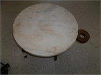 Antique15.5" Round Table w/Marble Top 18" wood