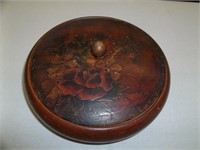Vintage Wooden Bowl: Made in 1945 - 8.5" Round