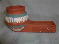 Navajo Pottery Signed Garrett/Tanya Bennett 7.5" L