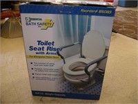 Toilet Seat Riser w/Arms: New