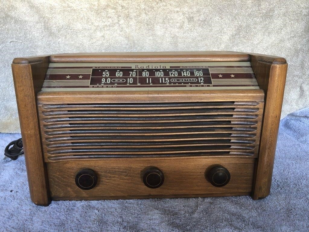 VIntage & Antique Radios and Electronics