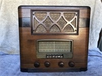 Radio Model 1070A