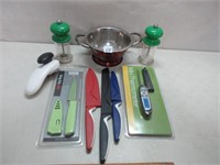KITCHEN PARING KNIVES AND UTENSILS