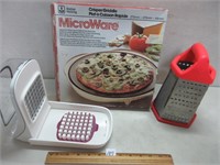 MICROWAVE GRIDDLES, GRATER AND MORE