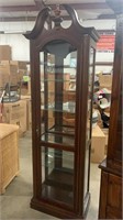 Pre-Owned Pulaski Lighted China Cabinet