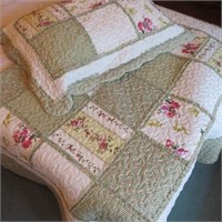 Quilt & Pillow Twin Size