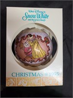 DISNEY CHRISTMAS ORNAMENT--SNOW WHITE-NEW