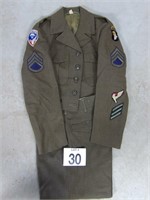 ** Military Uniform US Airborne