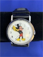 Vintage Walt Disney Mickey Watch