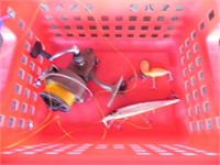 Daiwa Fishing Reel & 2 Lures in sm. plastic basket