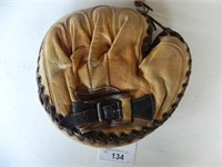 Vintage Wasco 1920's Baseball Buckle Back Glove