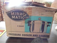 Vintage Mirro M-0498 8qt Pressure Cooker