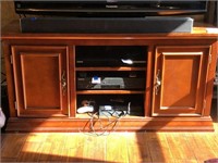 Wooden tv stand, 52" x 18" x 25"