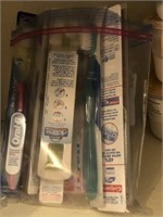 Lot of toothbrushes, sealed