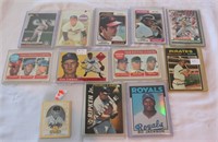Lot of 12 baseball sports cards