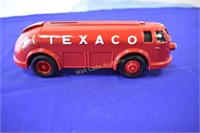 Texaco 1934 - Diamond T Tanker - "Doodle Bug" -