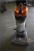 Vacuum Cleaner Hoover Wind Tunnel with Cord Rewind