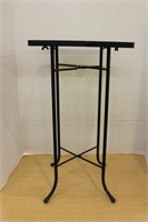 GLASS TOP ACCENT TABLE WITH METAL BASE